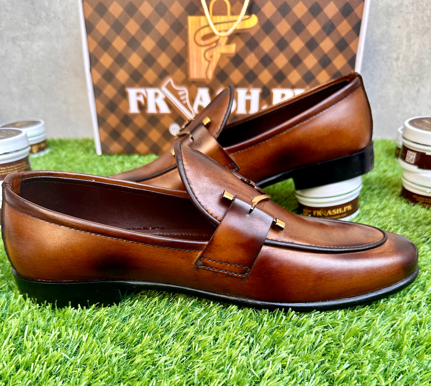 GOLD M-S-B SLIP ONS-1070